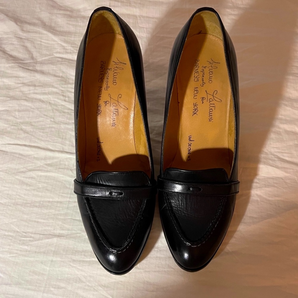 Silvano Lattanzi black leather pumps